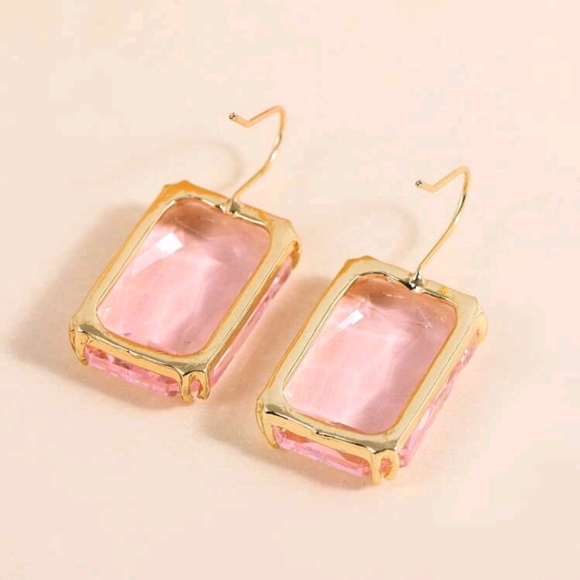 Elegant Pink and Gold Earrings - Picture 3 of 3